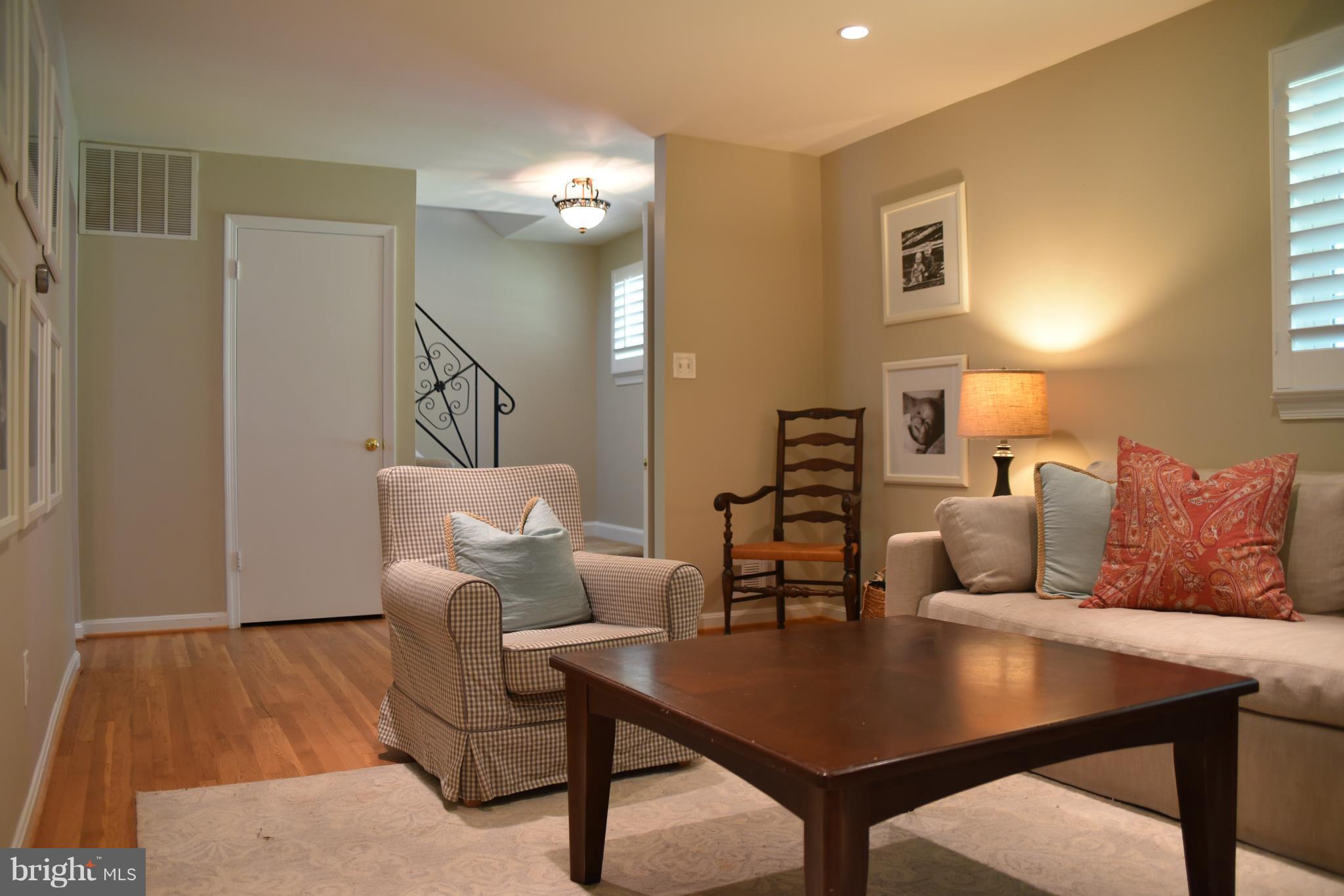 8605 Cromwell Drive Springfield, VA 22151 - Photo 3 of 24 Featuring~Recessed Lighting