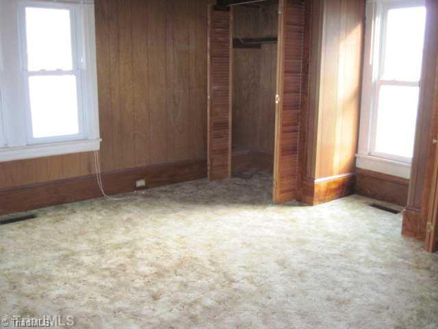 1218 Ridge Avenue Eden, NC 27288 - Photo 7 of 10 2nd Bedroom.