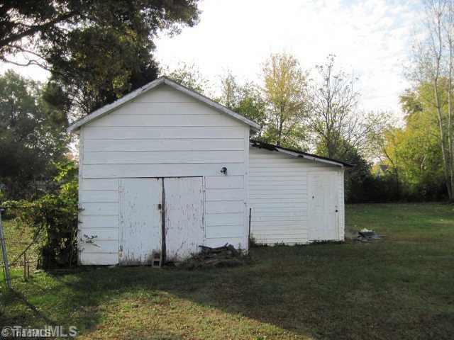 1218 Ridge Avenue Eden, NC 27288 - Photo 10 of 10 Storage.
