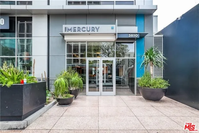 $649,000 | 3810 Wilshire Boulevard, Unit 908, Los Angeles, CA 90010