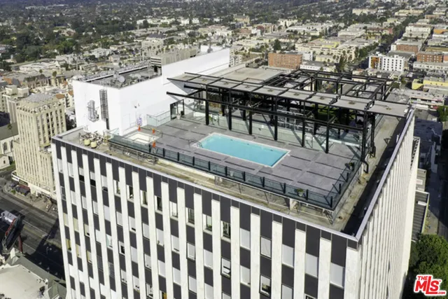 $649,000 | 3810 Wilshire Boulevard, Unit 908, Los Angeles, CA 90010