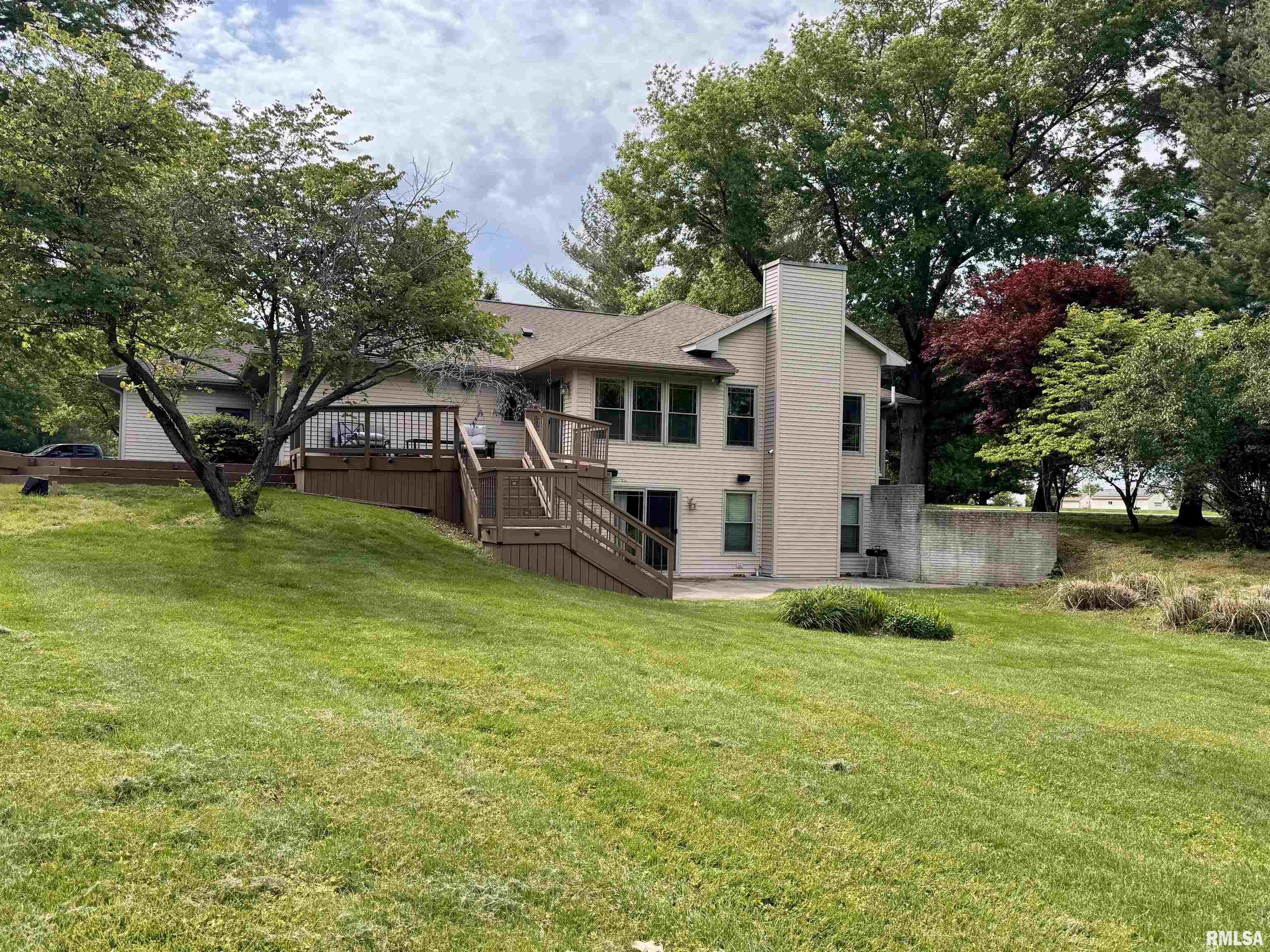 12101 North 1050th Road Macomb, IL 61455 - Photo 3 of 4