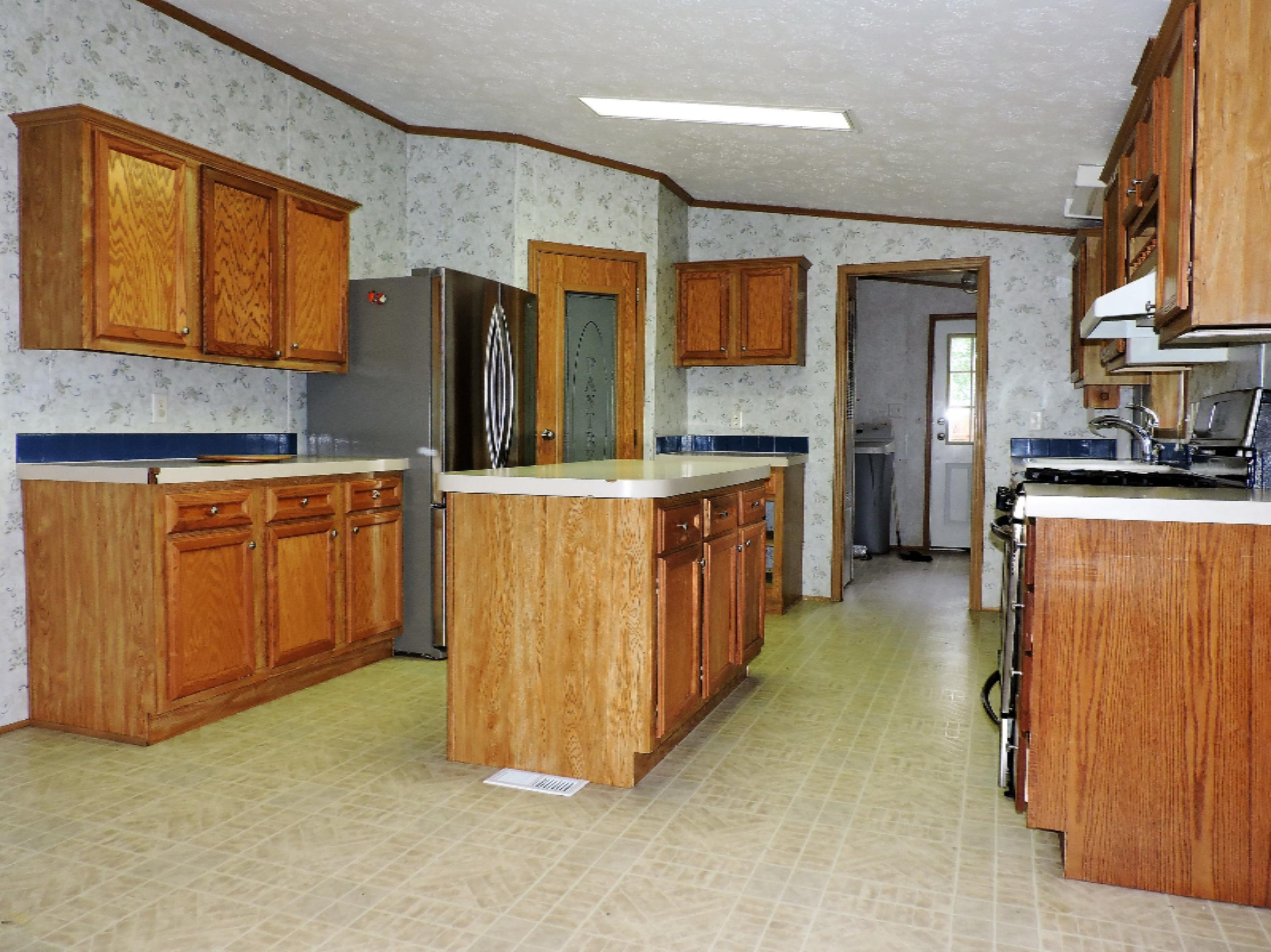 4989 Kirk Road Eau Claire, MI 49111 - Photo 19 of 21 DSCN3176