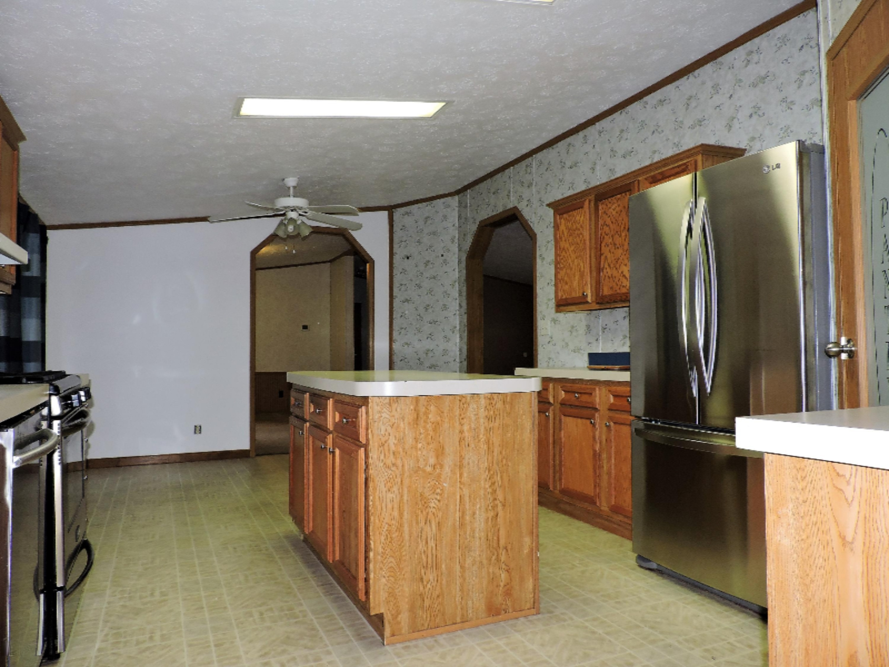 4989 Kirk Road Eau Claire, MI 49111 - Photo 20 of 21 DSCN3178