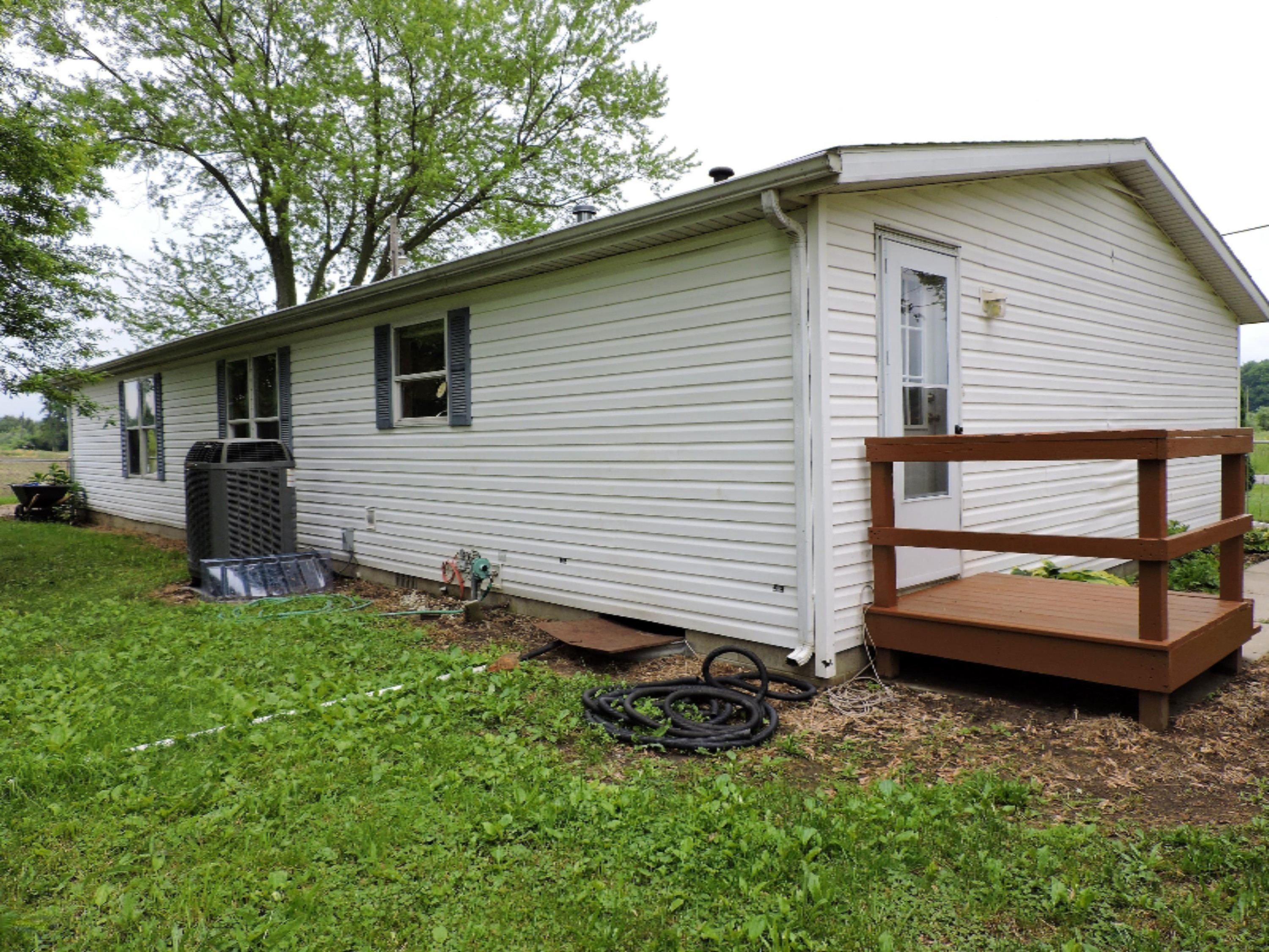 4989 Kirk Road Eau Claire, MI 49111 - Photo 8 of 21 DSCN3149