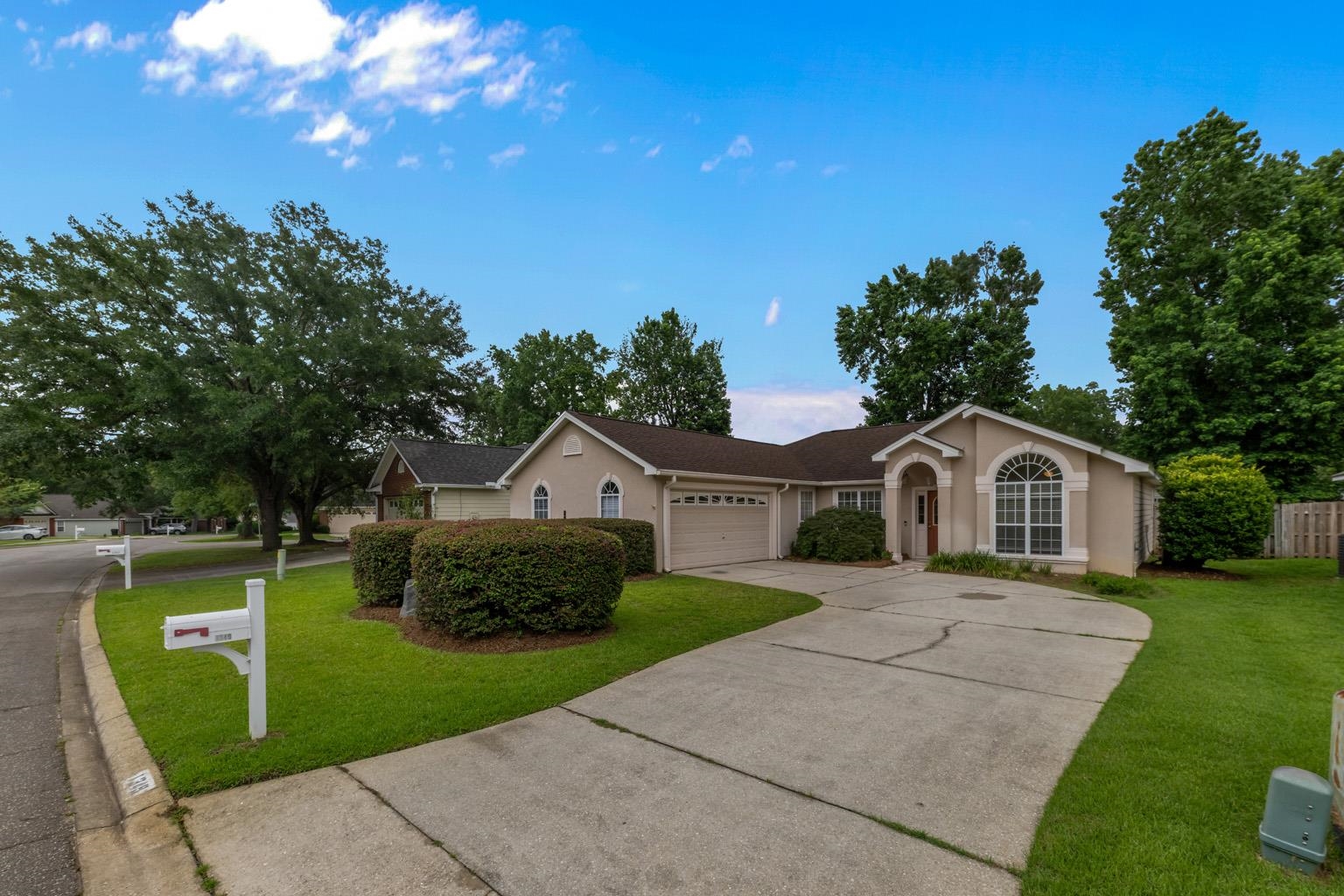 1349 Old Village Road Tallahassee, FL 32312 - Photo 3 of 48