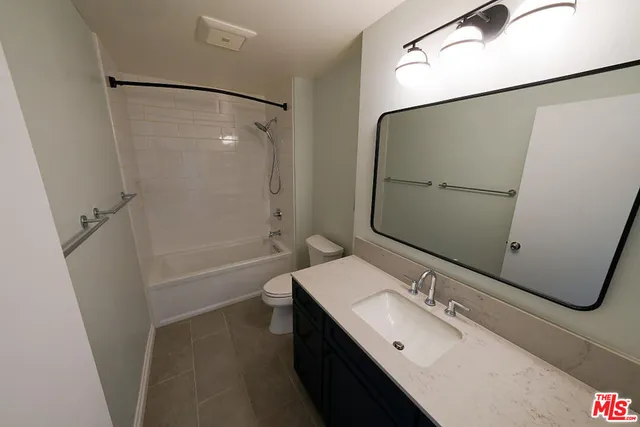 $295,000 | 1750 East Ave Q, Unit 14, Palmdale, CA 93550