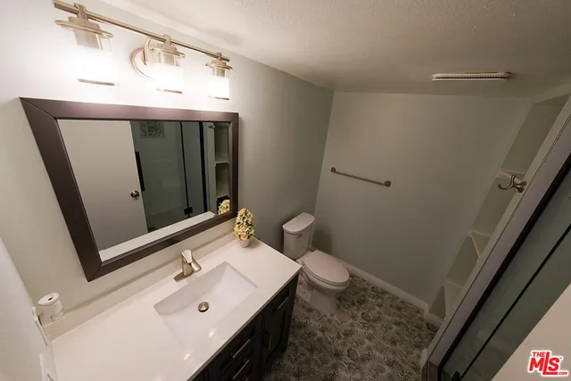 $295,000 | 1750 East Ave Q, Unit 14, Palmdale, CA 93550