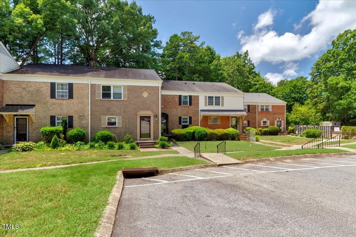 6437 New Market Way Raleigh, NC 27615 - Photo 24 of 29 02-DSC02062