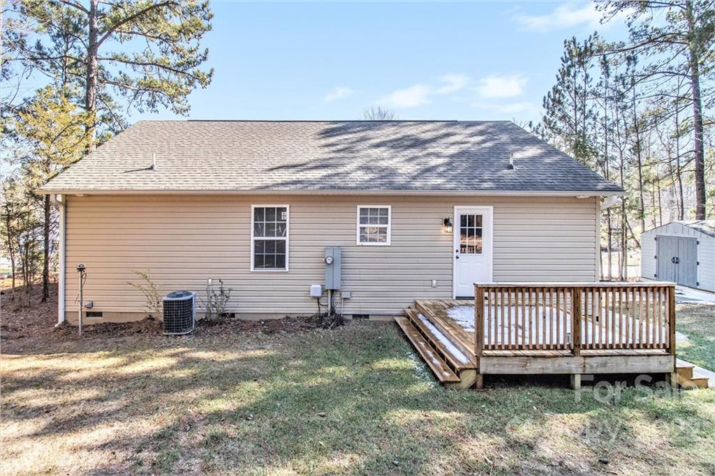 241 Eagle Creek Road Clover, SC 29710 - Photo 7 of 19 Gallery Image 7