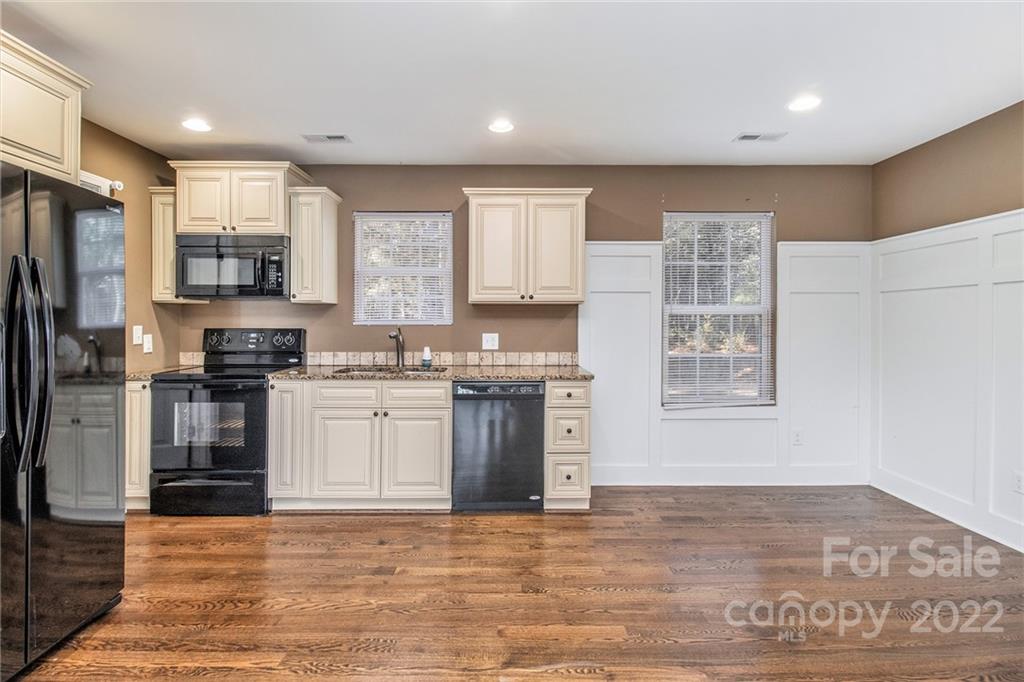 241 Eagle Creek Road Clover, SC 29710 - Photo 9 of 19 Gallery Image 9