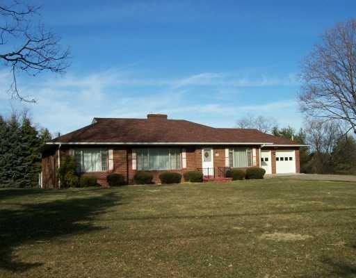 4550 Tuscarawas Road Beaver, PA 15009 - Photo 1 of 7 Exterior Front.