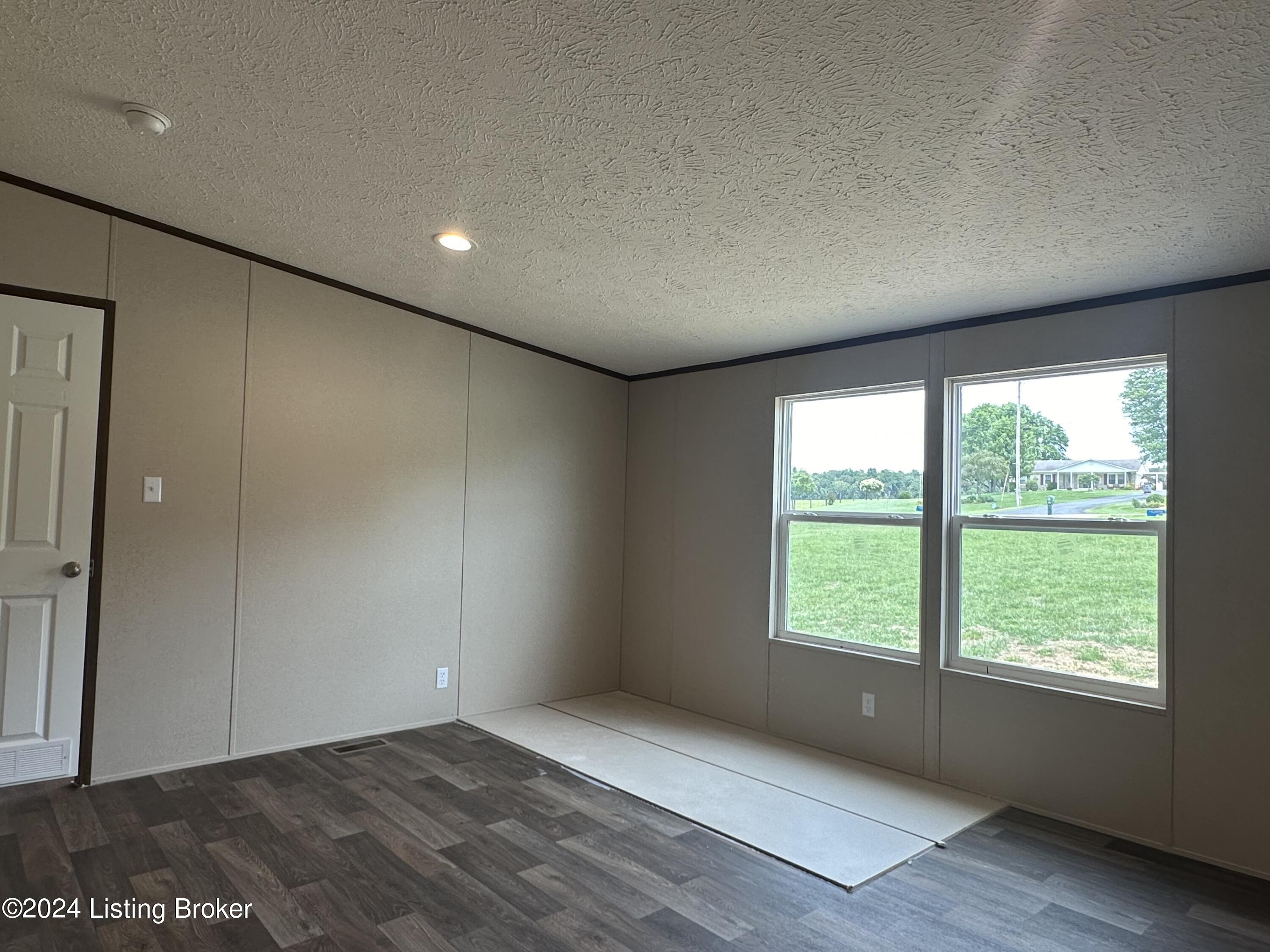 225 Sirocco Road Brandenburg, KY 40108 - Photo 23 of 39 IMG_5528