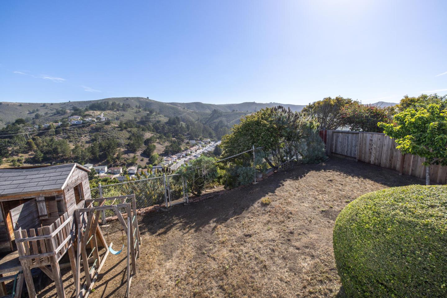 1420 Crespi Drive Pacifica, CA 94044 - Photo 47 of 48 a view of a backyard with pathway