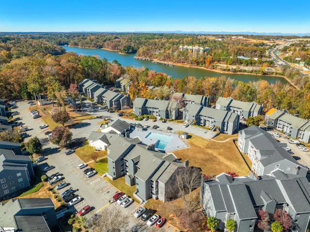 $264,900 | 1609 Northlake Drive, Anderson, SC 29625