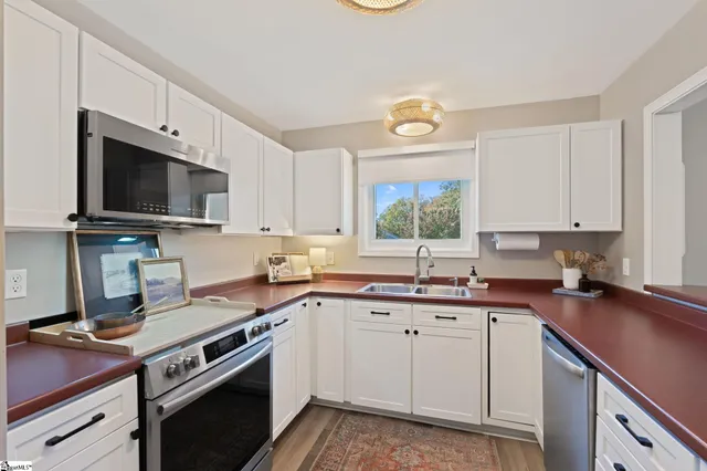 $264,900 | 1609 Northlake Drive, Anderson, SC 29625