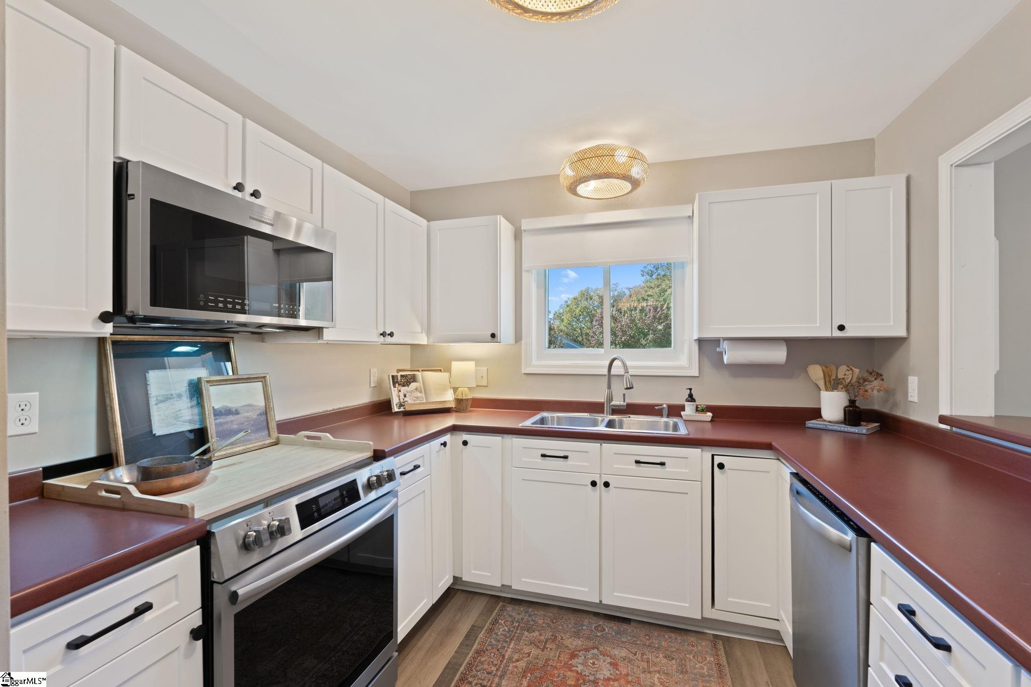 1609 Northlake Drive Anderson, SC 29625 - Photo 25 of 42