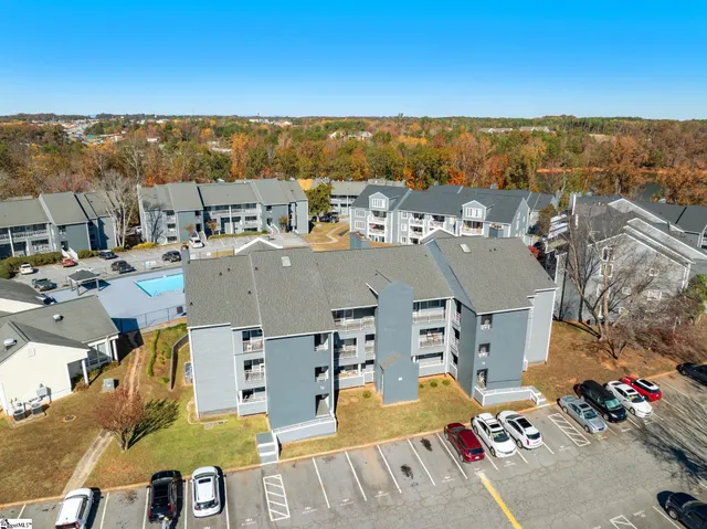 $264,900 | 1609 Northlake Drive, Anderson, SC 29625