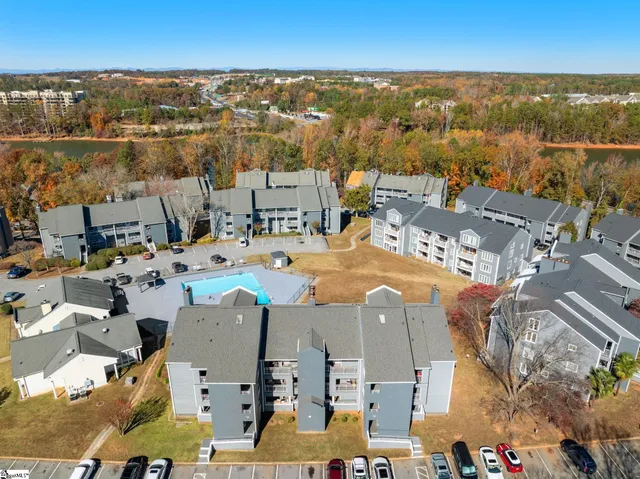 $264,900 | 1609 Northlake Drive, Anderson, SC 29625