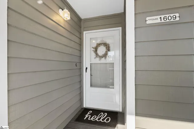 $264,900 | 1609 Northlake Drive, Anderson, SC 29625