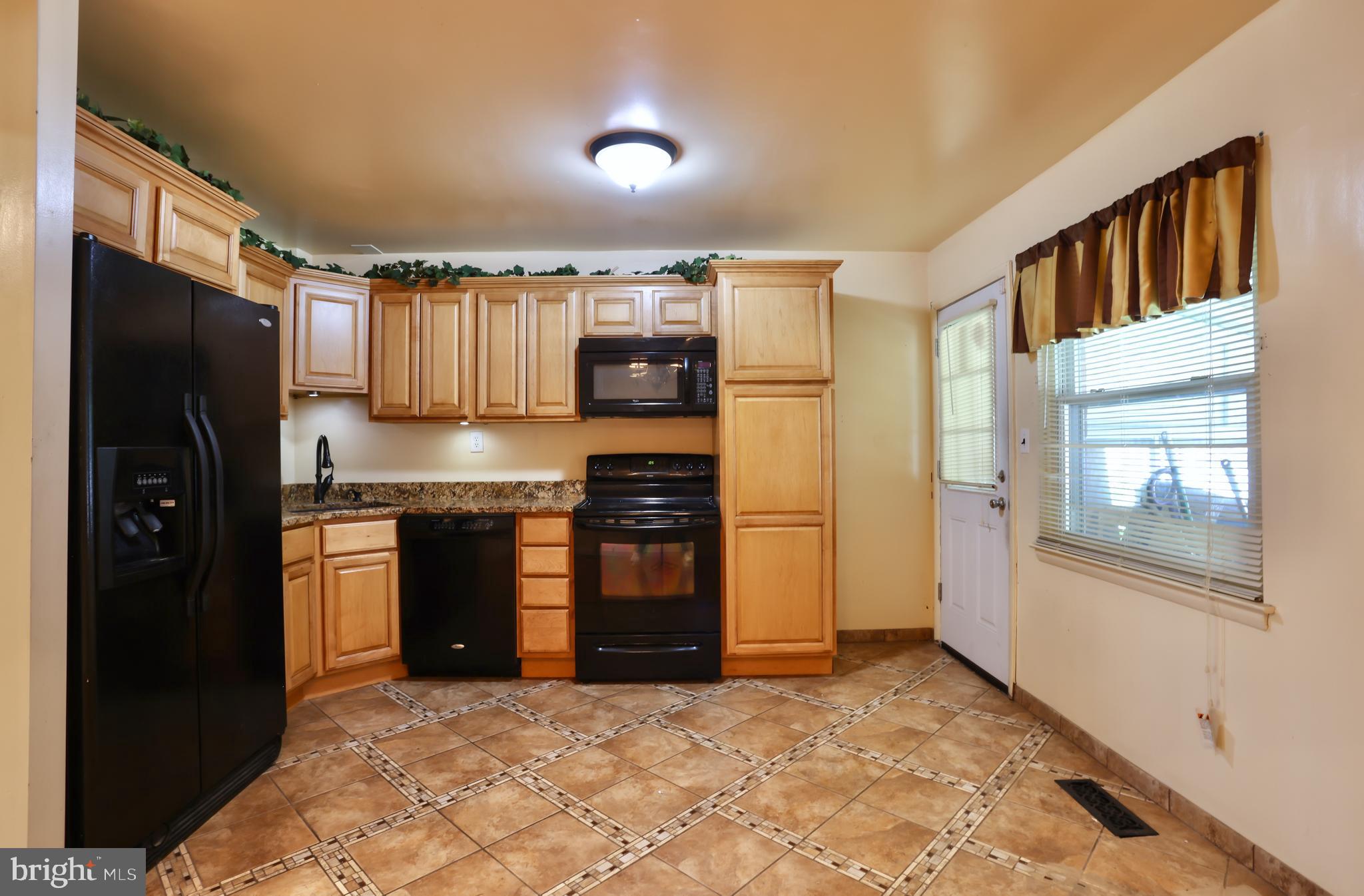 714 Mansfield Road Baltimore, MD 21221 - Photo 11 of 26 Gallery Image 11