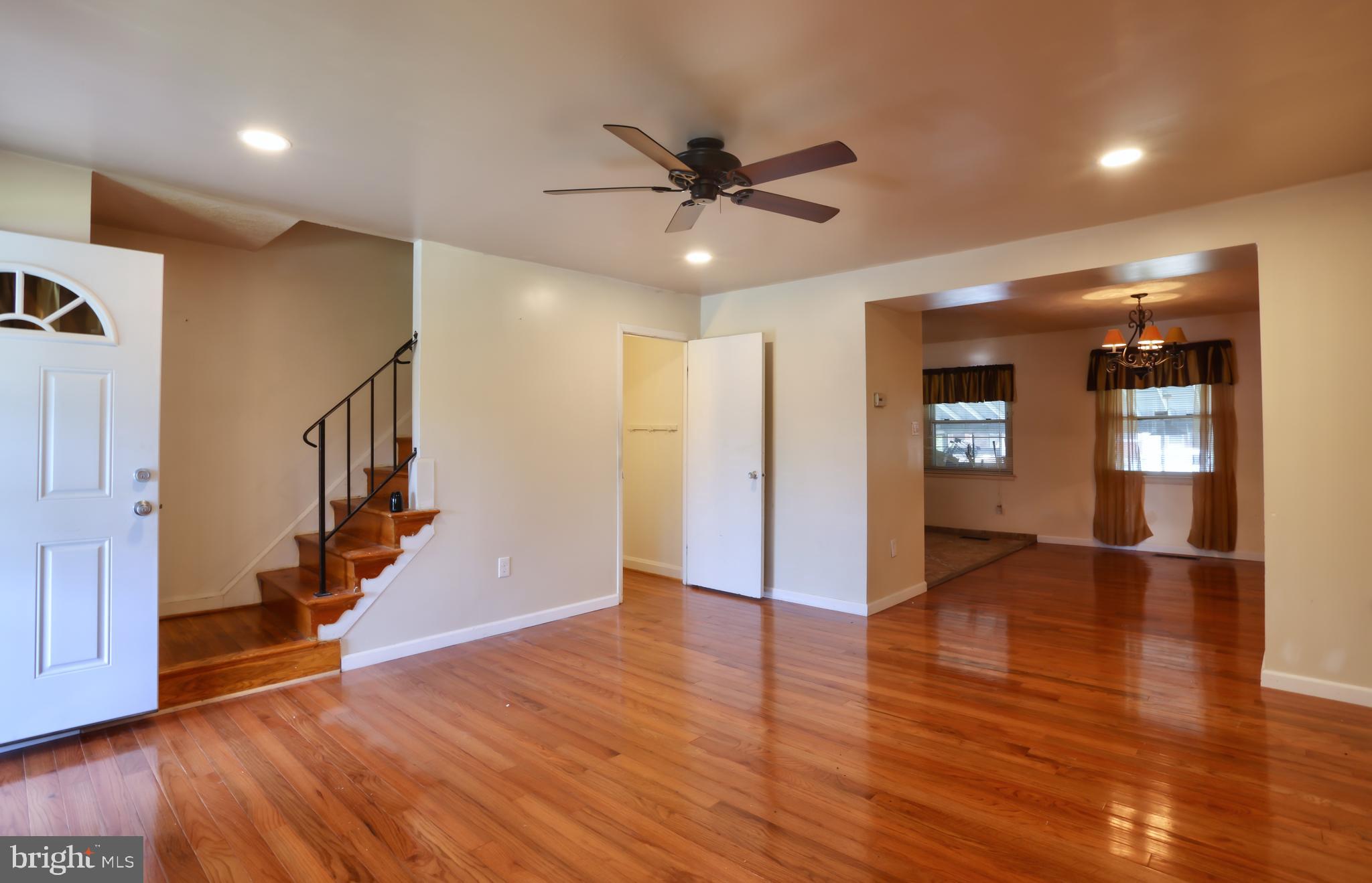 714 Mansfield Road Baltimore, MD 21221 - Photo 3 of 26 Gallery Image 3