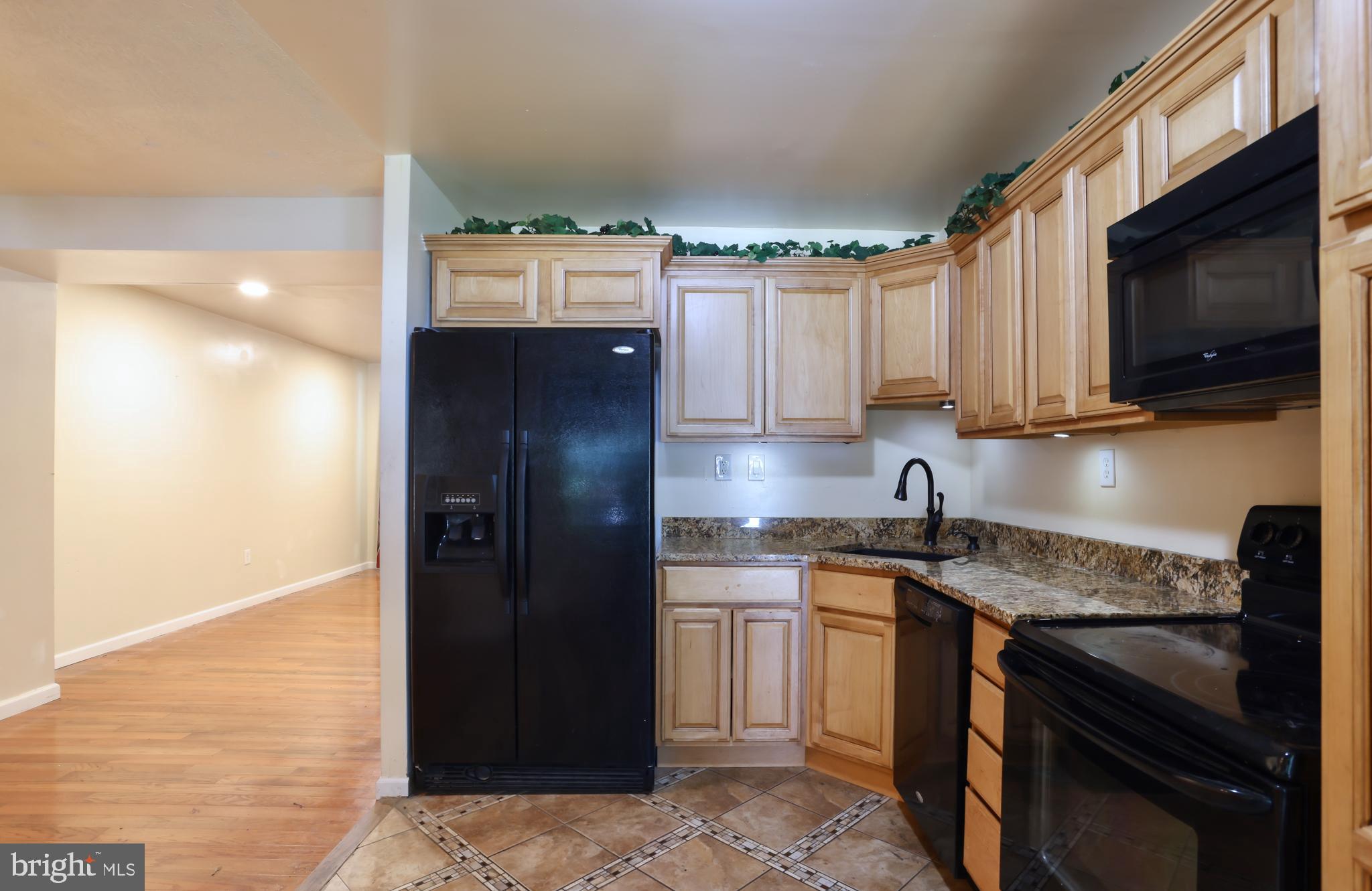 714 Mansfield Road Baltimore, MD 21221 - Photo 8 of 26 Gallery Image 8