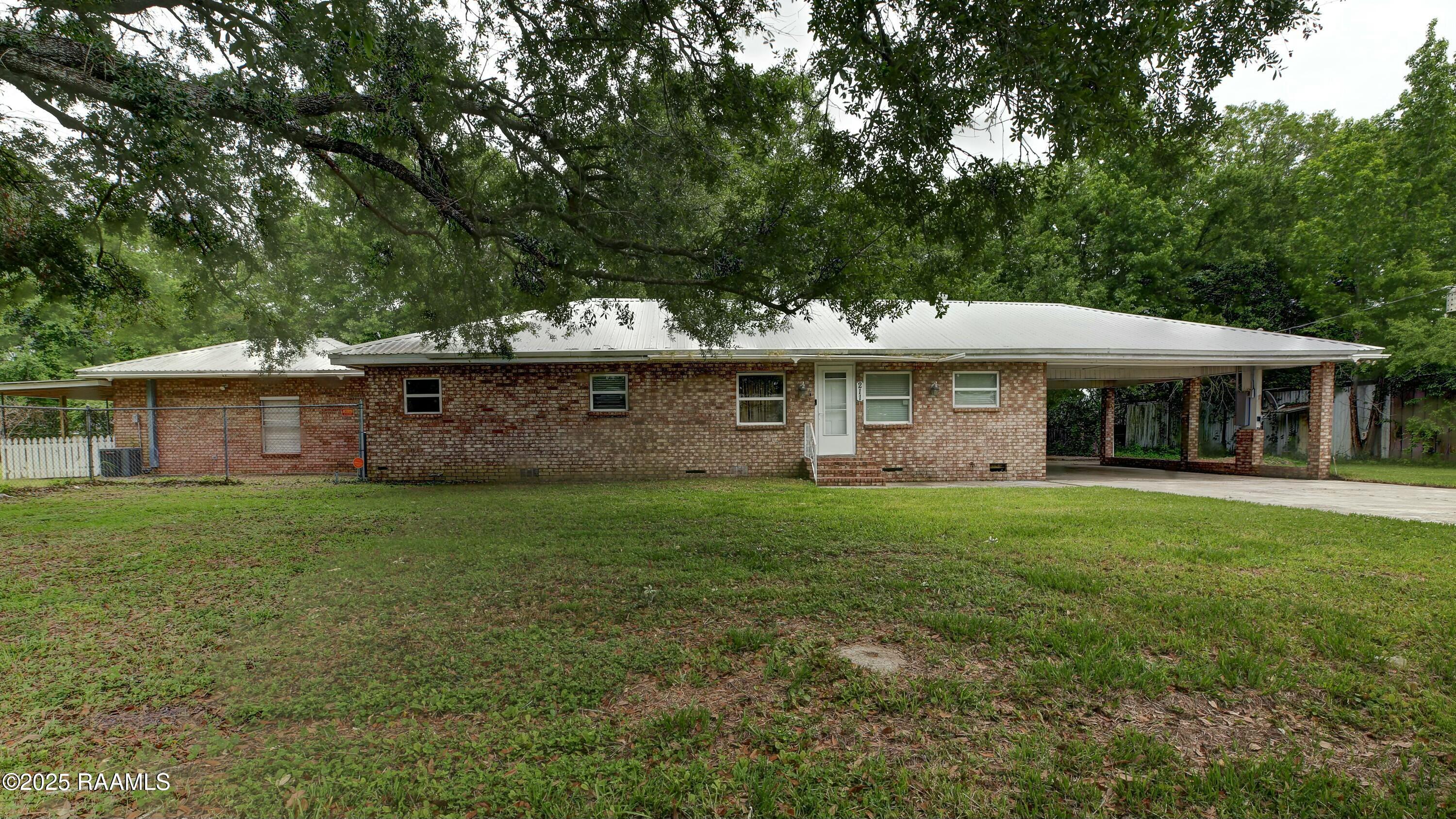 211 Dorsey Road New Iberia, LA 70563 - Photo 1 of 35 211 Dorsey Rd.