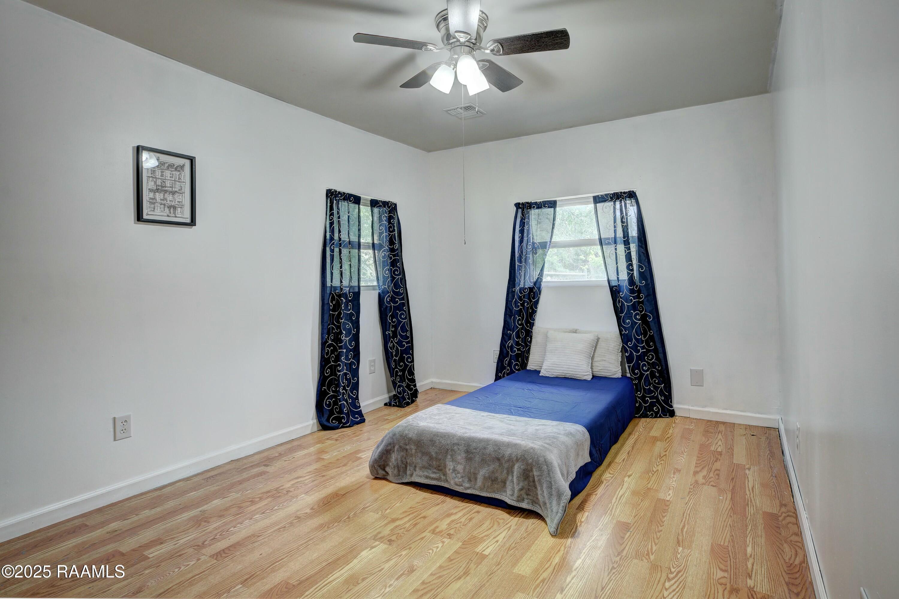 211 Dorsey Road New Iberia, LA 70563 - Photo 12 of 35 Bedroom 3