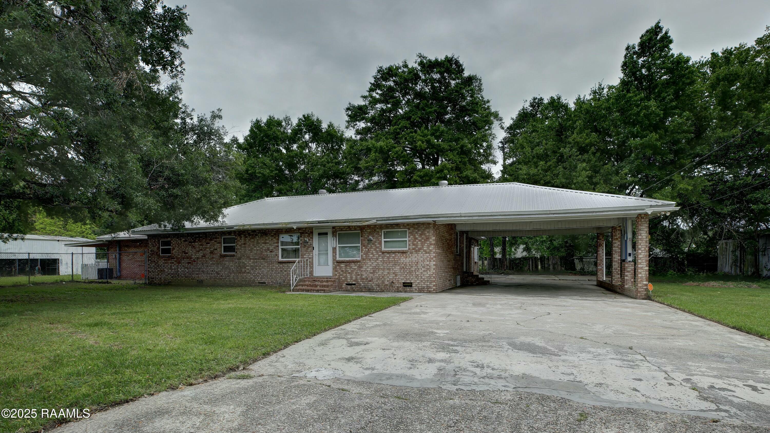 211 Dorsey Road New Iberia, LA 70563 - Photo 2 of 35 211 Dorsey Rd.