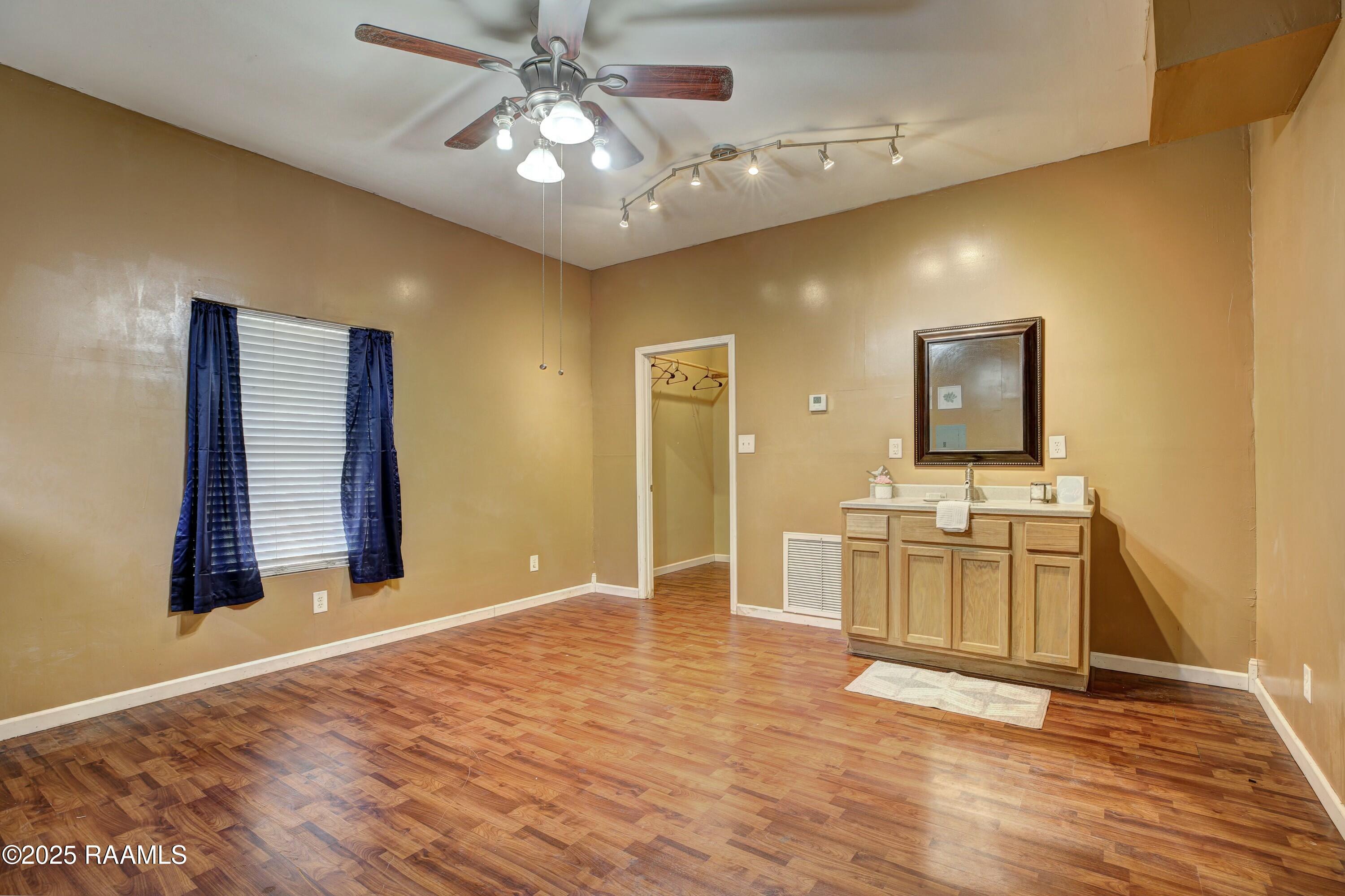 211 Dorsey Road New Iberia, LA 70563 - Photo 26 of 35 Bedroom 5