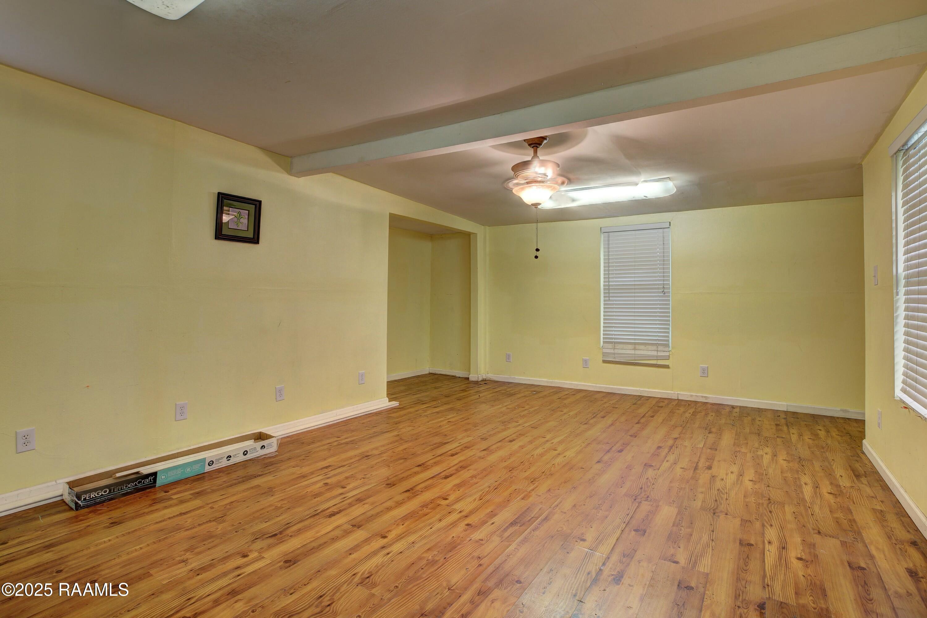 211 Dorsey Road New Iberia, LA 70563 - Photo 29 of 35 Flex Room Continued/6th Bedroom