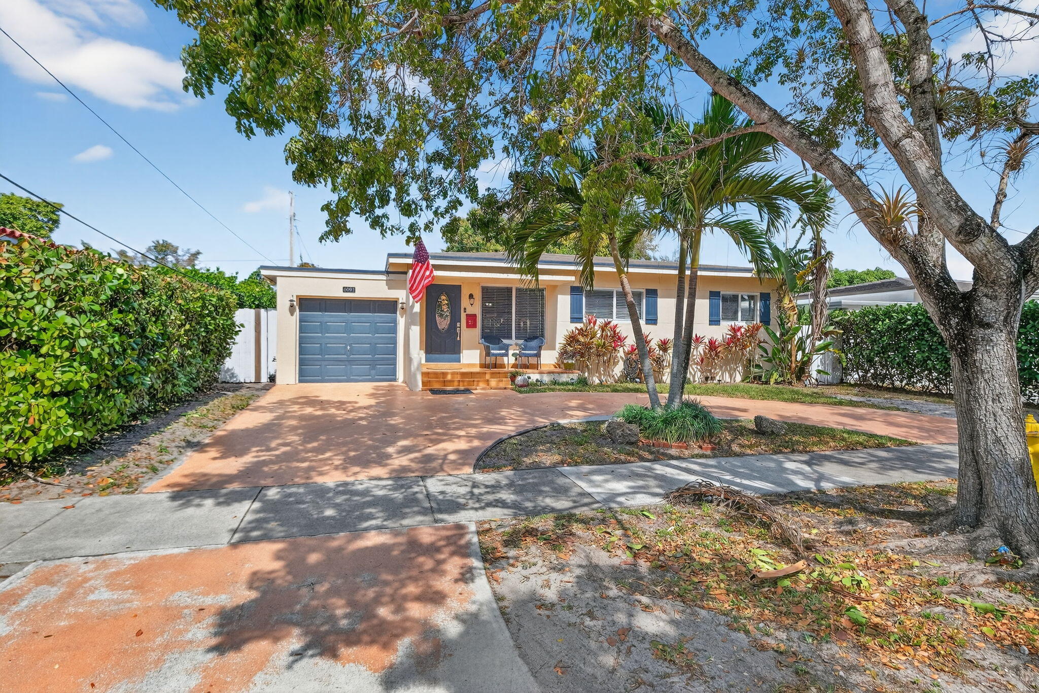 6091 Southwest 12th Street West Miami, FL 33144 - Photo 2 of 38 a view of a out door space area