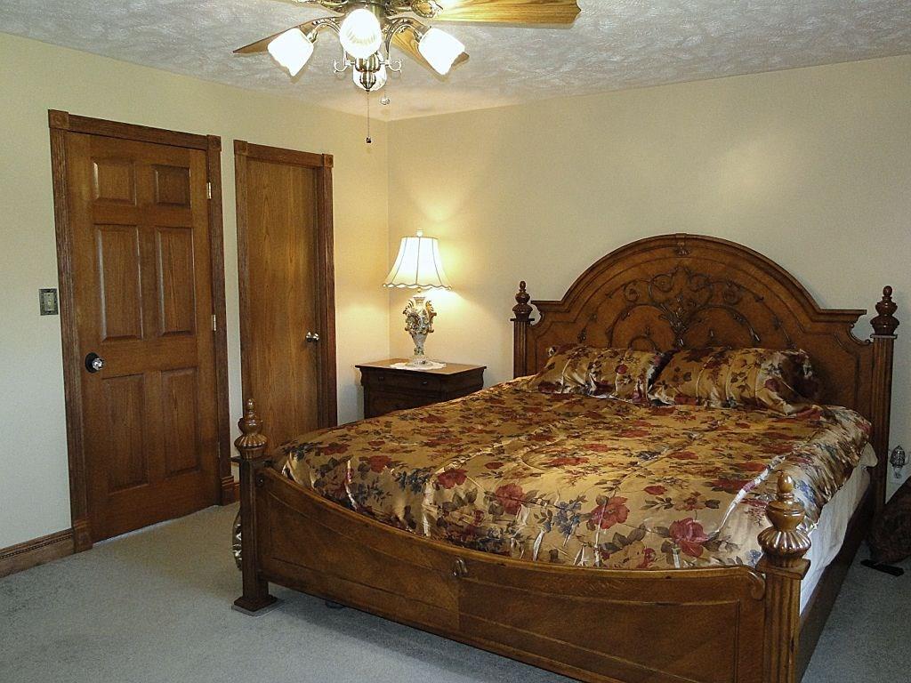 705 Lagonda Road Washington, PA 15301 - Photo 14 of 25 1st Floor Master Bedroom w/WIC