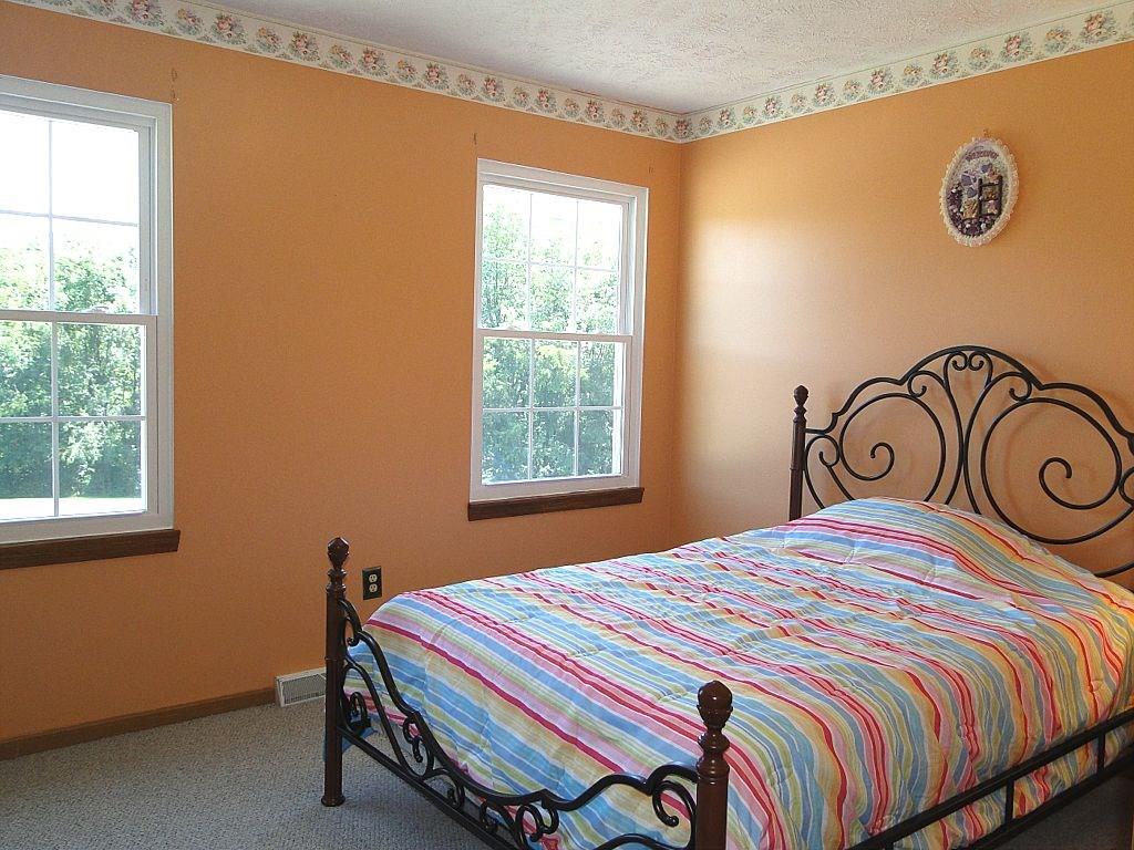 705 Lagonda Road Washington, PA 15301 - Photo 17 of 25 Bedroom #4