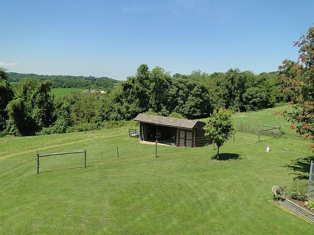705 Lagonda Road Washington, PA 15301 - Photo 20 of 25 Outbuilding w/Storage Shed