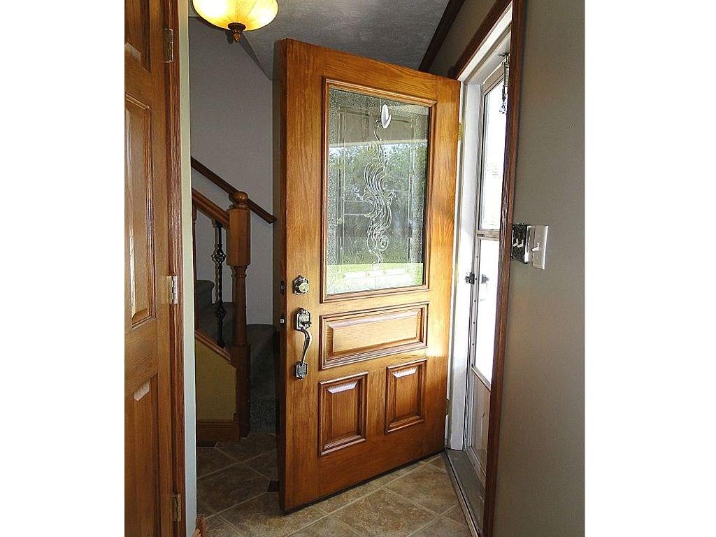 705 Lagonda Road Washington, PA 15301 - Photo 6 of 25 Welcome Home!