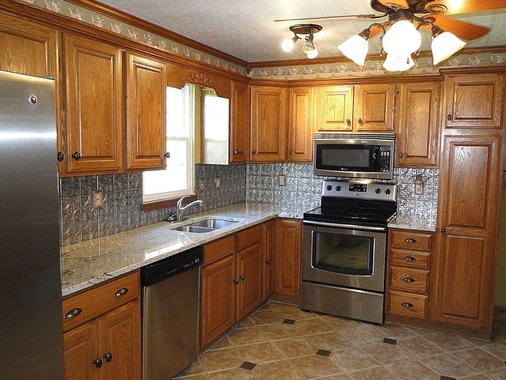 705 Lagonda Road Washington, PA 15301 - Photo 10 of 25 Well Designed Kitchen