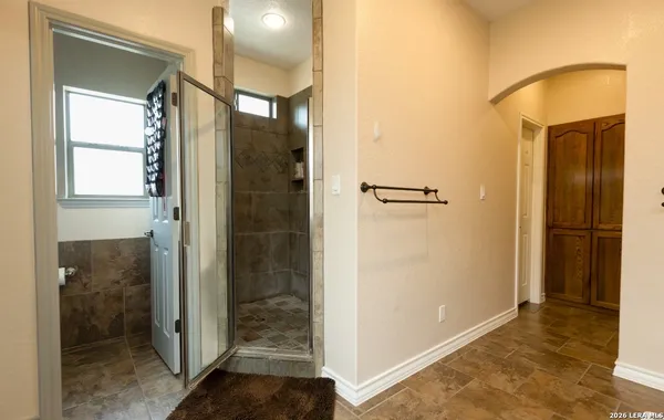 $507,000 | 518 Jack Nicklaus Drive, Devine, TX 78016