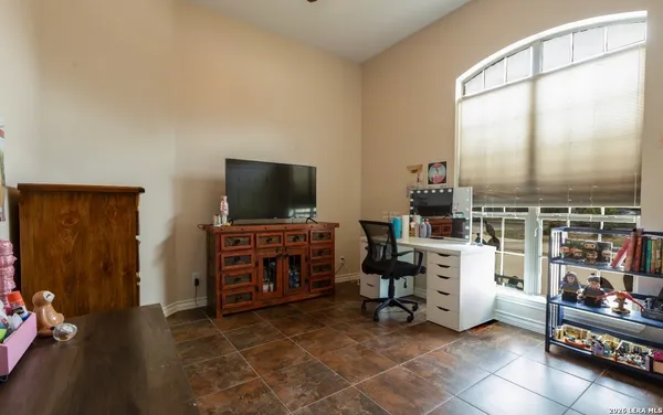 $507,000 | 518 Jack Nicklaus Drive, Devine, TX 78016