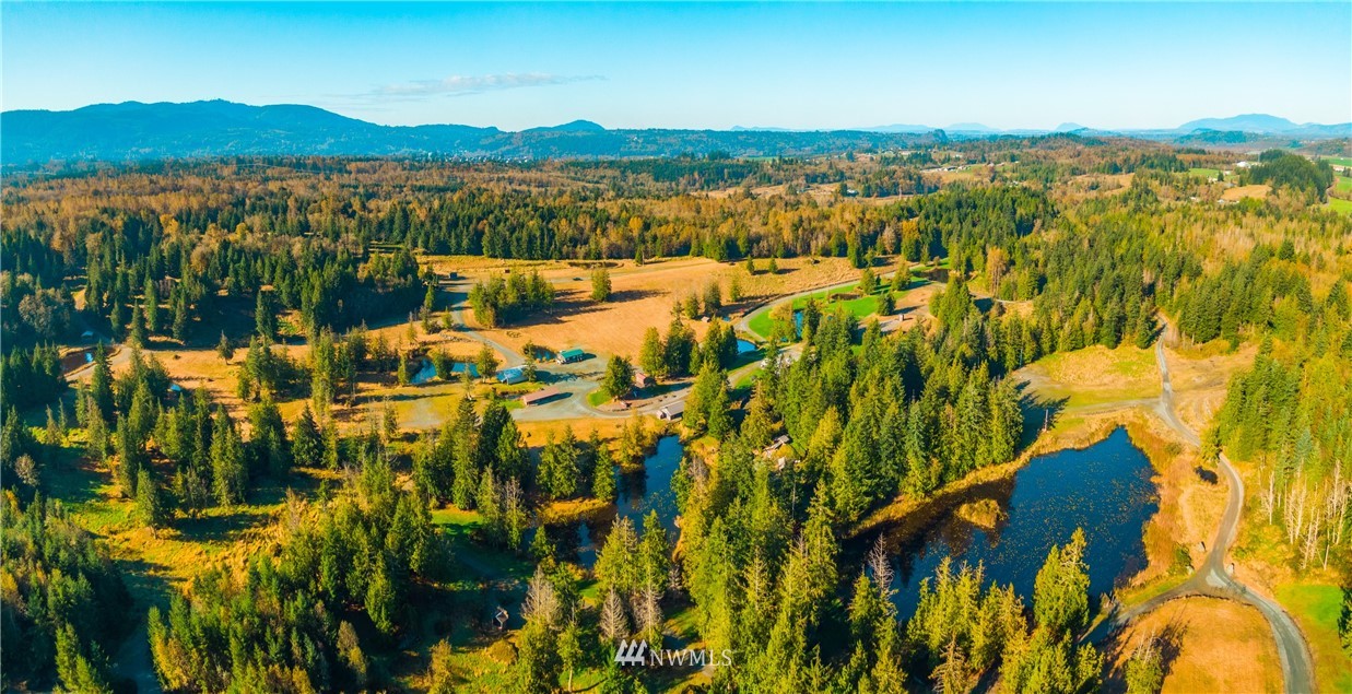 16377 Taylor Road Mount Vernon, WA 98273 - Photo 2 of 40 Gallery Image 2