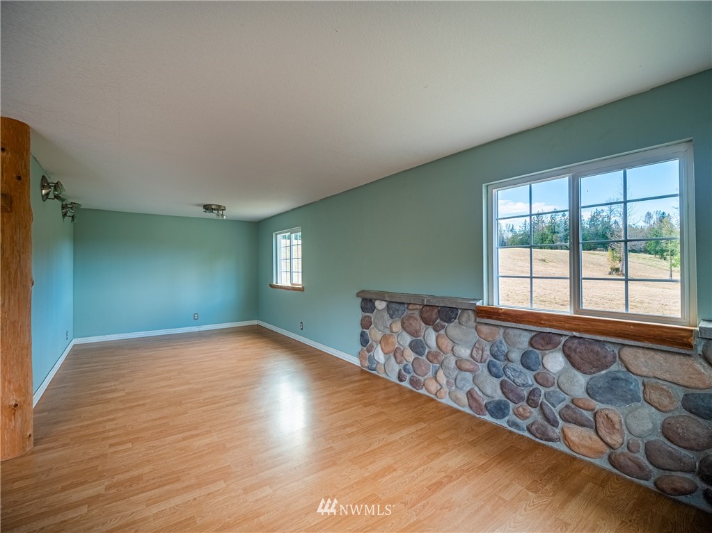 16377 Taylor Road Mount Vernon, WA 98273 - Photo 25 of 40 Gallery Image 25