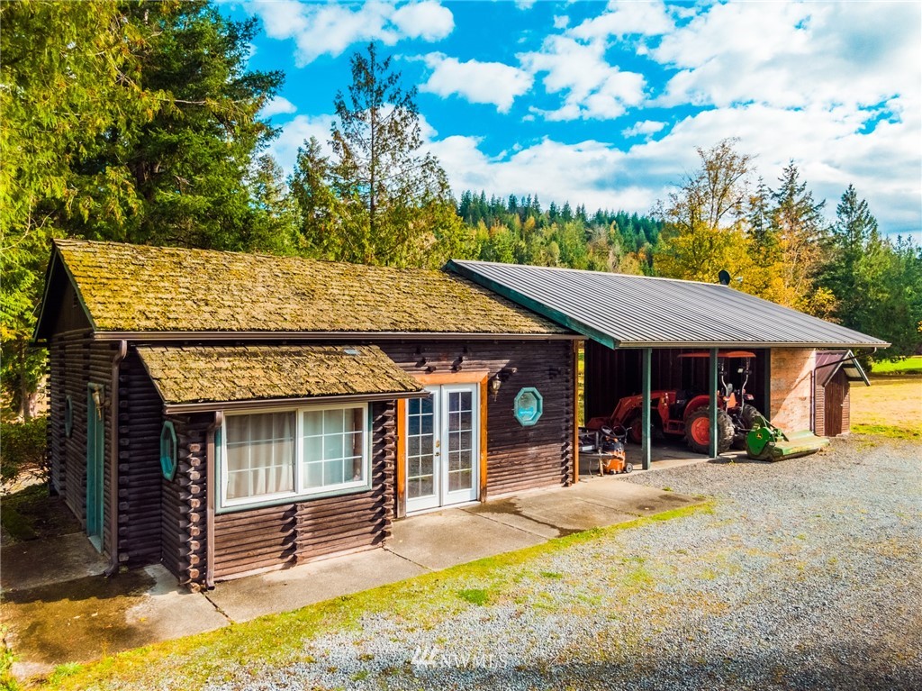 16377 Taylor Road Mount Vernon, WA 98273 - Photo 8 of 40 Gallery Image 8