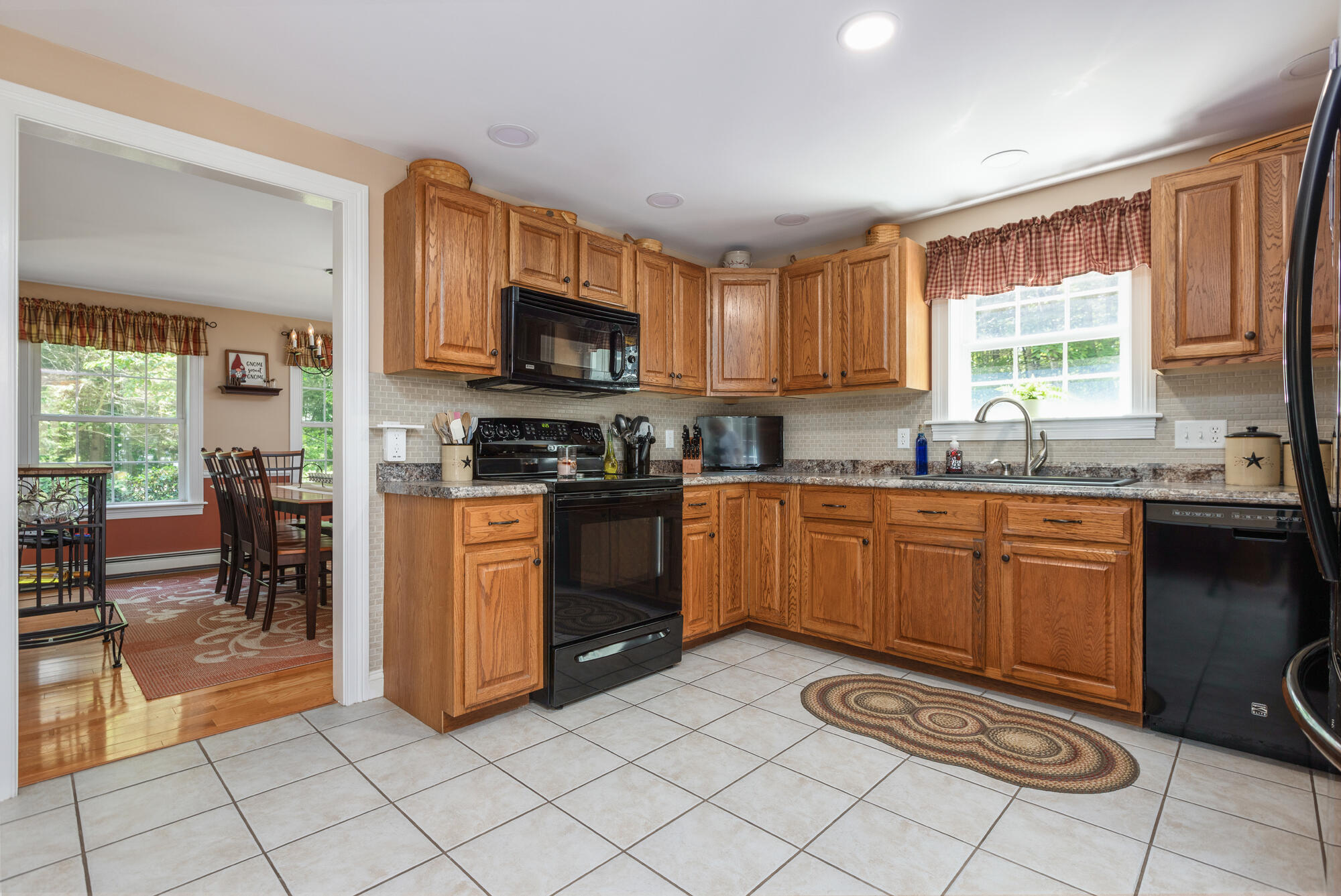 17 Busque Boulevard Standish, ME 04084 - Photo 10 of 40 09Ktichen-3