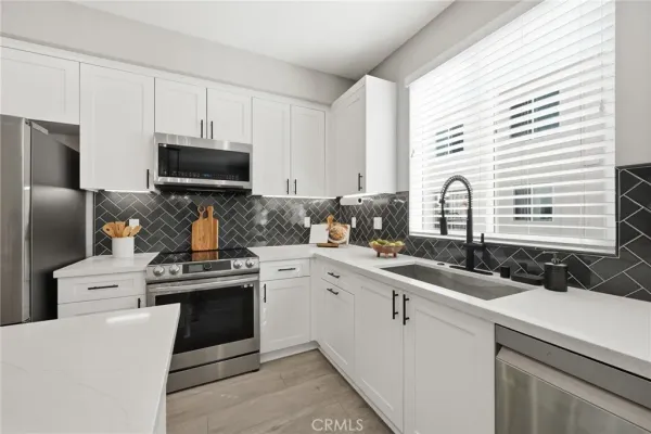 $899,000 | 14341 Ogden Way, Unit 1, Gardena, CA 90249