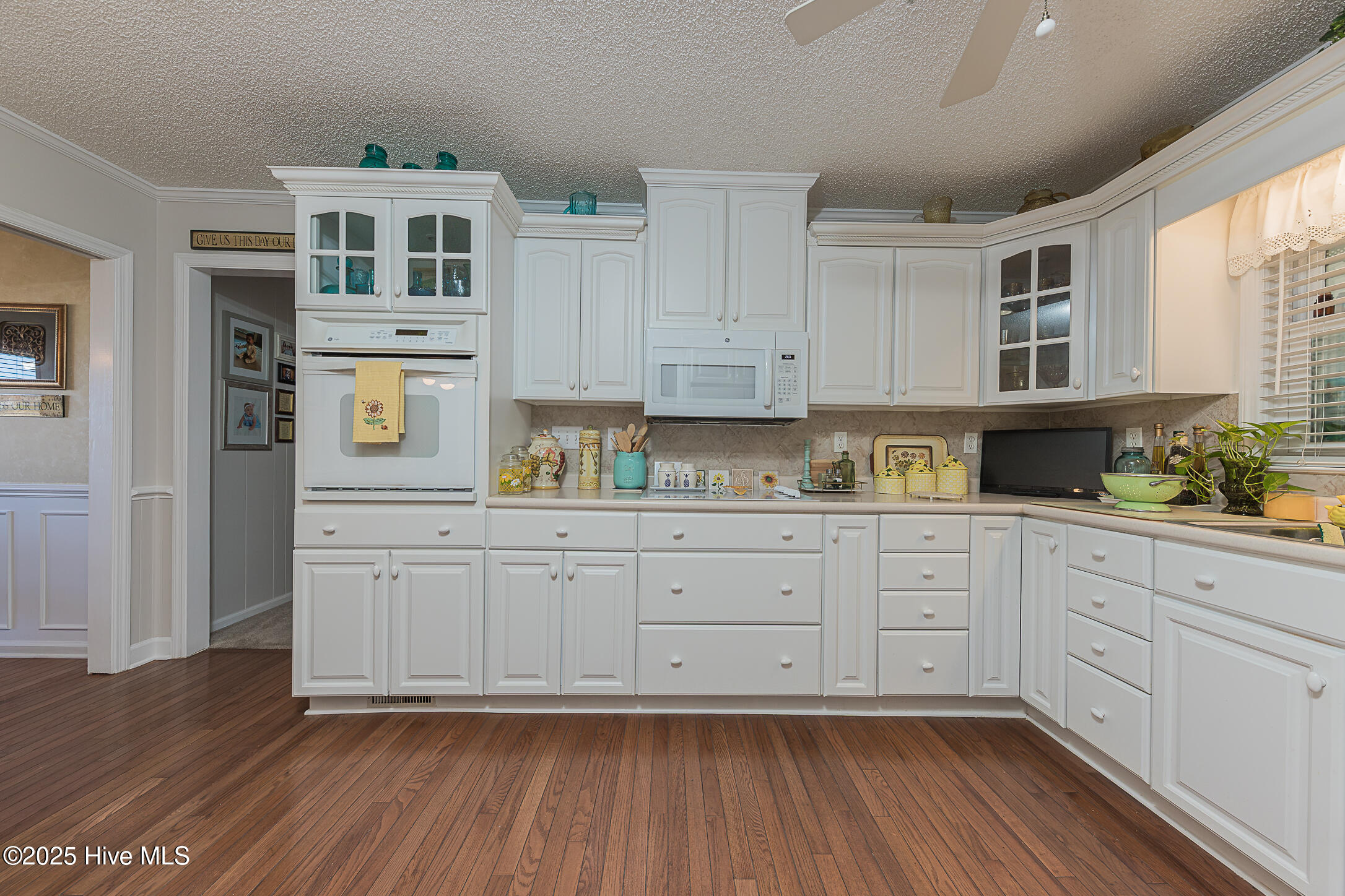 1296 Wolf Swamp Road Jacksonville, NC 28546 - Photo 24 of 89 23KITCHEN