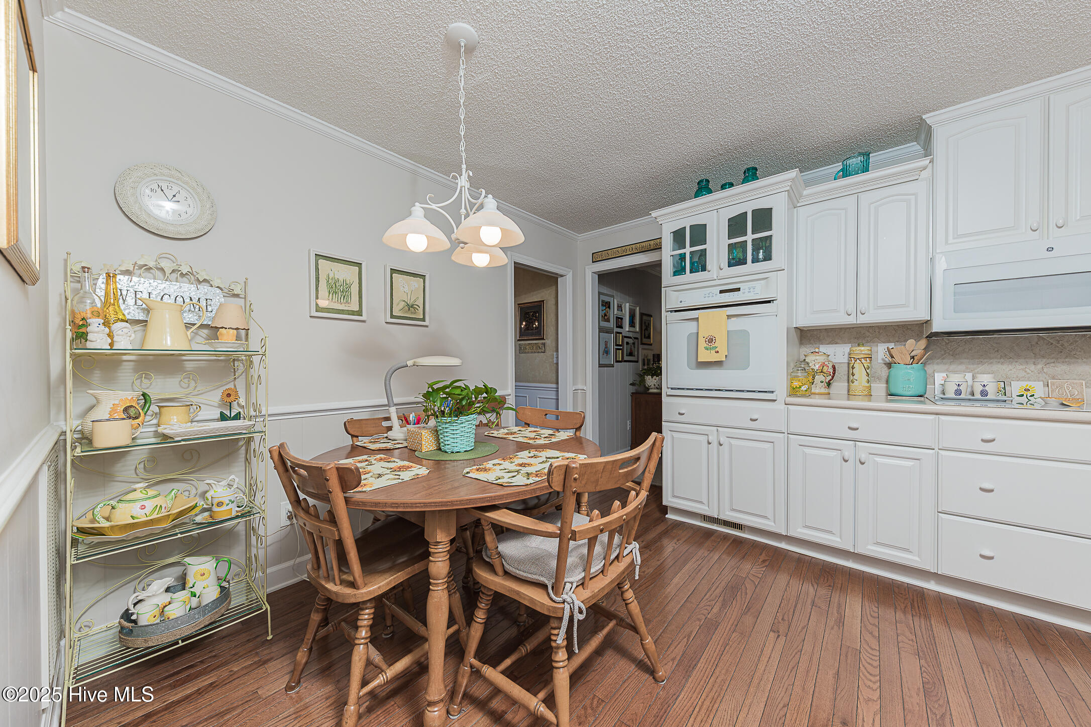 1296 Wolf Swamp Road Jacksonville, NC 28546 - Photo 27 of 89 26KITCHEN