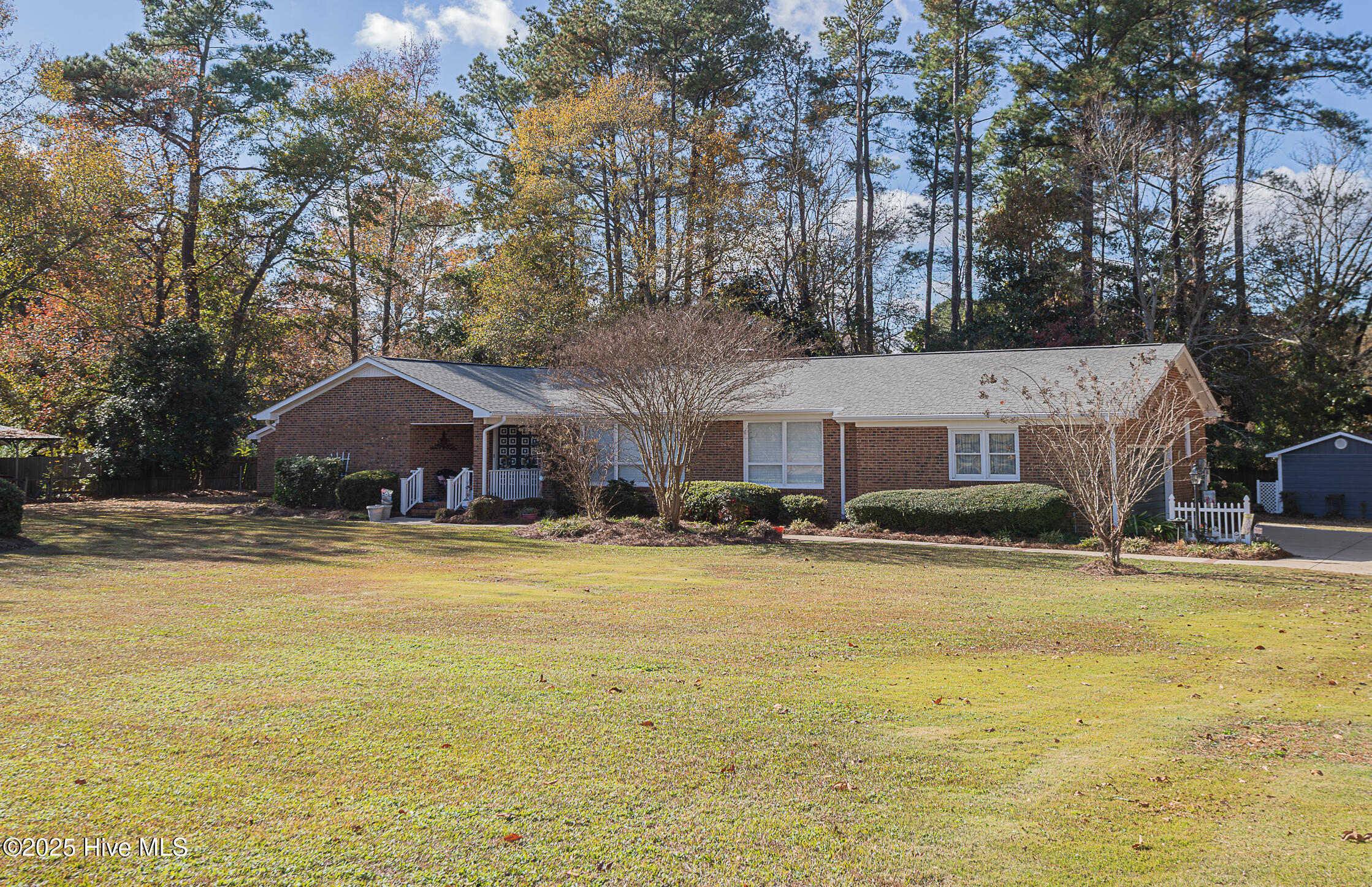 1296 Wolf Swamp Road Jacksonville, NC 28546 - Photo 5 of 89 4FRONT