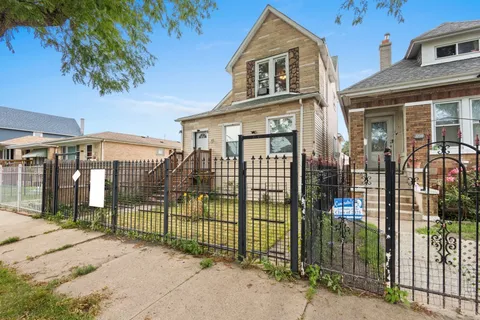 $320,000 | 3710 West 60th Place, Chicago, IL 60629