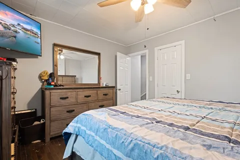 $320,000 | 3710 West 60th Place, Chicago, IL 60629